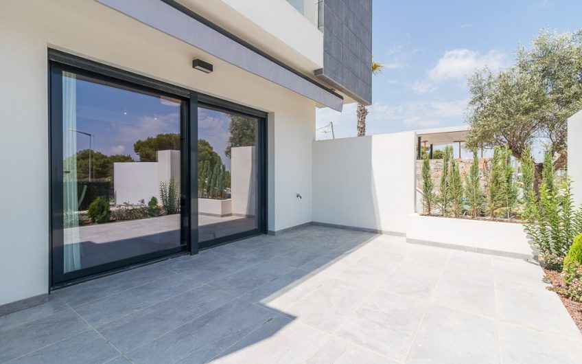 Apartamento en planta baja con 3 habitaciones – Urbanistas Costa Blanca